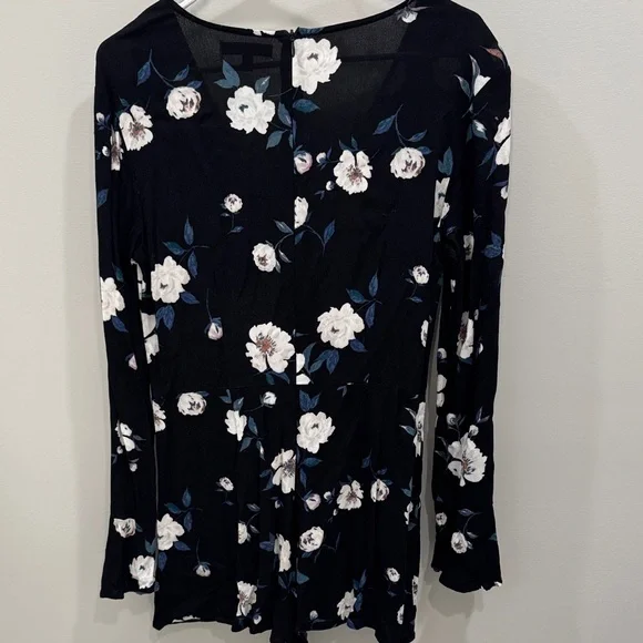 Kendall & Kylie Black Floral Jumpsuit - Picture 2 of 2